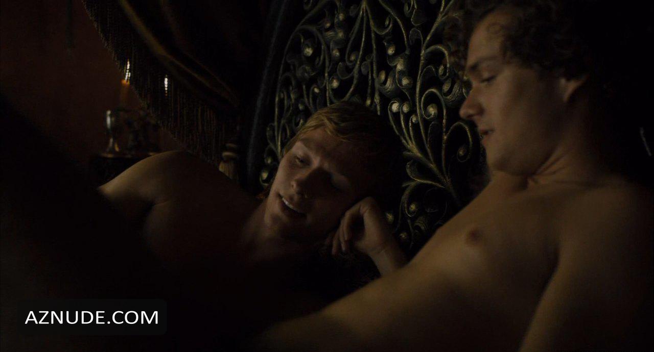 Finn Jones Nude And Sexy Photo Collection Aznude Men