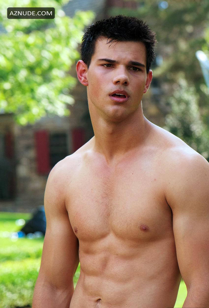 Taylor Lautner Porn - TAYLOR LAUTNER Nude - AZNude Men